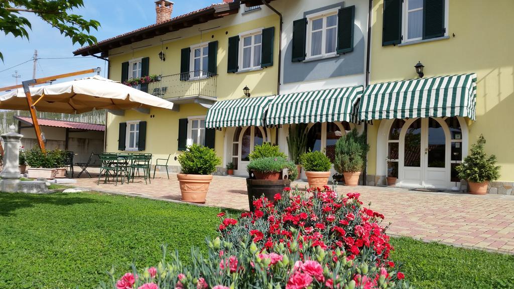 Agriturismo Cascina Rabalot Diano dʼAlba Exterior foto