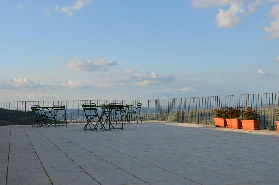 Agriturismo Cascina Rabalot Diano dʼAlba Exterior foto
